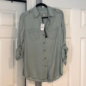Express button up